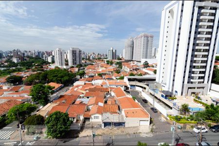 Vista da sacada de apartamento à venda com 2 quartos, 54m² em Novo Taquaral, Campinas