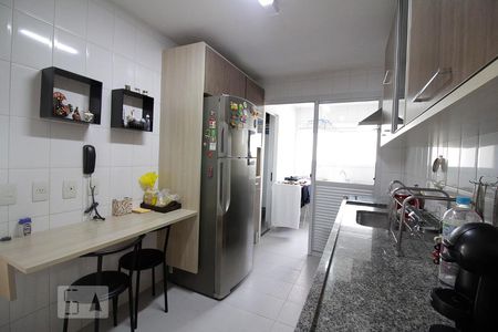 Apartamento para alugar com 94m², 2 quartos e 2 vagasCozinha