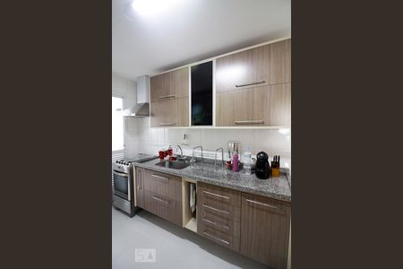 Apartamento para alugar com 94m², 2 quartos e 2 vagasCozinha