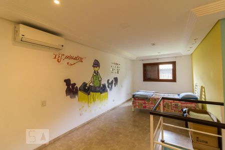 Casa à venda com 1212m², 3 quartos e 5 vagasSuíte 2 (piso superior)