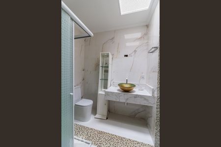 Casa à venda com 1212m², 3 quartos e 5 vagasBanheiro da suíte 1