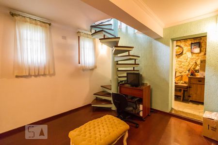 Casa à venda com 1212m², 3 quartos e 5 vagasBiblioteca