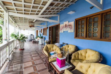 Casa à venda com 1212m², 3 quartos e 5 vagasVaranda da casa principal