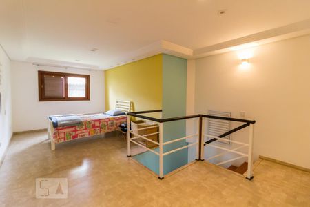 Casa à venda com 1212m², 3 quartos e 5 vagasSuíte 2 (piso superior)