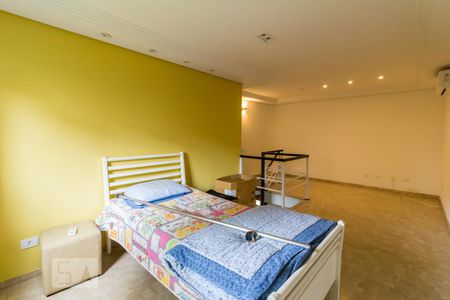 Casa à venda com 1212m², 3 quartos e 5 vagasSuíte 2 (piso superior)