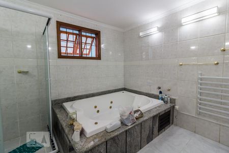 Casa à venda com 1212m², 3 quartos e 5 vagasBanheiro da suíte principal