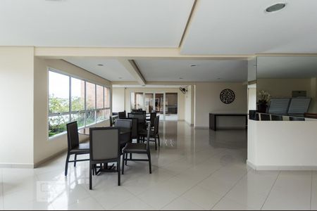 Apartamento à venda com 68m², 2 quartos e 1 vaga Apartamento à venda com 68m², 2 quartos e 1 vagaSalão de festas