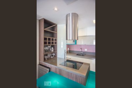 Cozinha de apartamento para alugar com 1 quarto, 76m² em Vila Olímpia, São Paulo