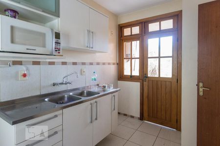 Cozinha de casa de condomínio para alugar com 3 quartos, 198m² em Tristeza, Porto Alegre