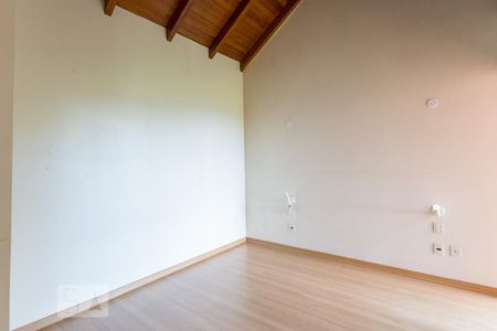 Casa de condomínio à venda com 198m², 3 quartos e 2 vagas Casa de condomínio à venda com 198m², 3 quartos e 2 vagasSuíte