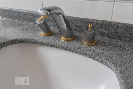 Casa à venda com 163m², 3 quartos e 2 vagasBanheiro da Suite