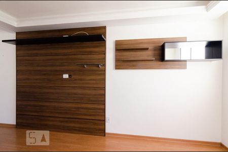 Sala de apartamento à venda com 2 quartos, 45m² em Loteamento Parque São Martinho, Campinas