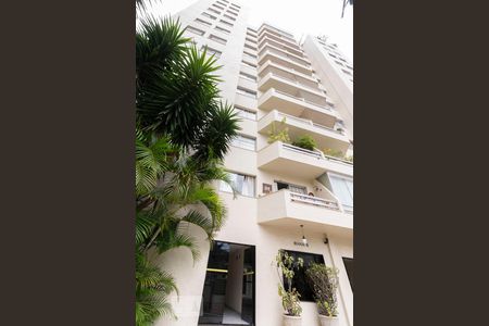 Apartamento à venda com 80m², 3 quartos e 1 vagaFachada 