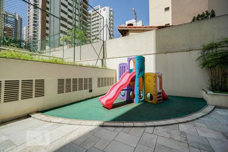 Apartamento à venda com 130m², 3 quartos e 4 vagas Apartamento à venda com 130m², 3 quartos e 4 vagasplayground