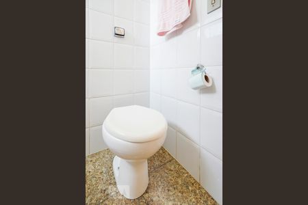 Apartamento à venda com 130m², 3 quartos e 4 vagas Apartamento à venda com 130m², 3 quartos e 4 vagasbanheiro de serviço