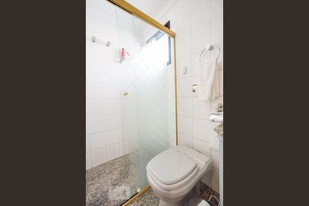 Apartamento à venda com 130m², 3 quartos e 4 vagas Apartamento à venda com 130m², 3 quartos e 4 vagasbanheiro suíte 2