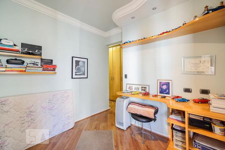 Apartamento à venda com 130m², 3 quartos e 4 vagas Apartamento à venda com 130m², 3 quartos e 4 vagassuíte 3