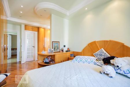 Apartamento à venda com 130m², 3 quartos e 4 vagas Apartamento à venda com 130m², 3 quartos e 4 vagassuíte casal