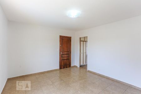 Sala de Estar de apartamento para alugar com 3 quartos, 68m² em Caxingui, São Paulo