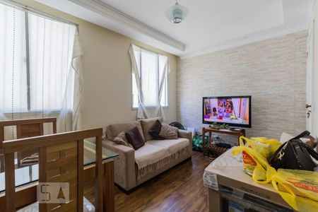 Sala de apartamento para alugar com 2 quartos, 60m² em Jardim Tranqüilidade, Guarulhos