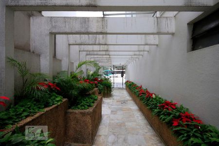 Apartamento à venda com 92m², 3 quartos e 1 vagaEntrada do Prédio