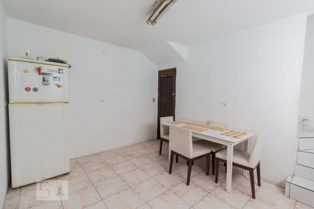 Casa à venda com 150m², 3 quartos e 3 vagas Casa à venda com 150m², 3 quartos e 3 vagasCozinha
