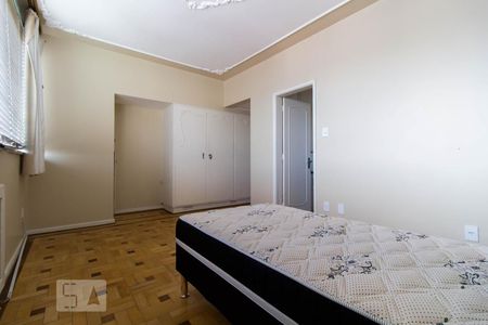 Suite 1 de apartamento à venda com 3 quartos, 220m² em Centro Histórico, Porto Alegre