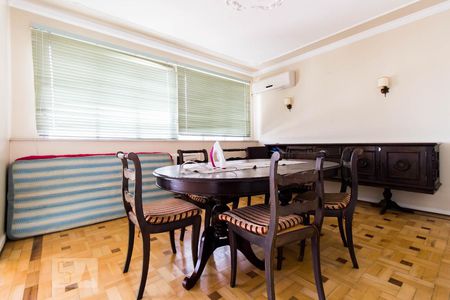 Sala de apartamento à venda com 3 quartos, 220m² em Centro Histórico, Porto Alegre