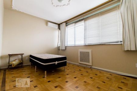 Suite 1 de apartamento à venda com 3 quartos, 220m² em Centro Histórico, Porto Alegre