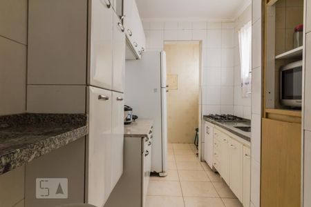 Cozinha de apartamento para alugar com 2 quartos, 78m² em Vila Leonor, Guarulhos