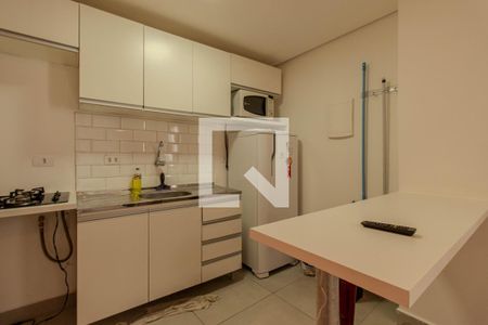 Cozinha de apartamento à venda com 1 quarto, 29m² em Liberdade, São Paulo