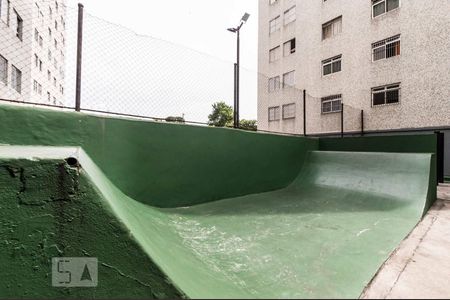 Apartamento para alugar com 55m², 2 quartos e 1 vaga Apartamento para alugar com 55m², 2 quartos e 1 vagaRampa de skate