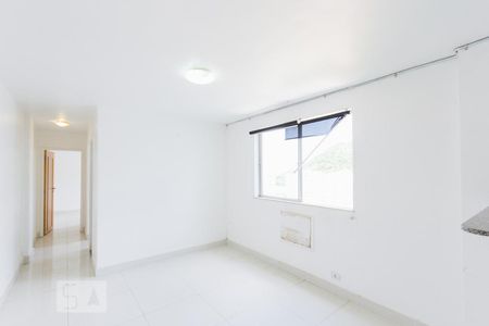 Sala de apartamento à venda com 2 quartos, 48m² em Jacarepaguá, Rio de Janeiro