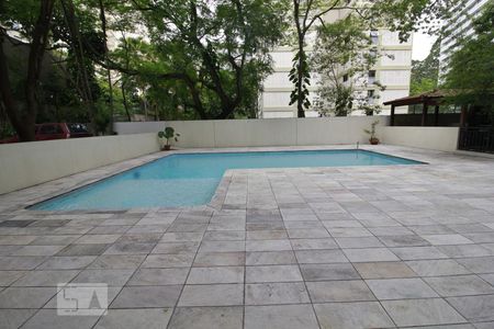 Apartamento à venda com 78m², 1 quarto e 1 vagaPiscina