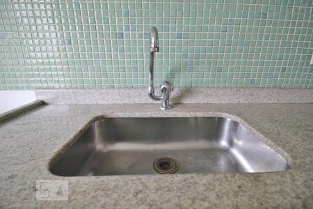 Apartamento à venda com 78m², 1 quarto e 1 vagaPia