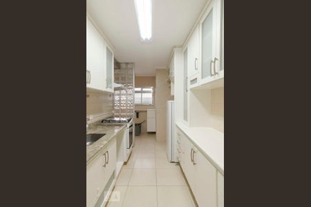 Apartamento à venda com 110m², 3 quartos e 2 vagasCozinha