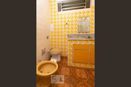 Apartamento à venda com 180m², 3 quartos e sem vaga Apartamento à venda com 180m², 3 quartos e sem vagaBanheiro Social