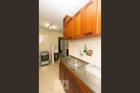 Apartamento à venda com 180m², 3 quartos e sem vaga Apartamento à venda com 180m², 3 quartos e sem vagaCozinha