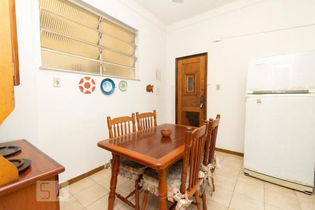 Apartamento à venda com 180m², 3 quartos e sem vaga Apartamento à venda com 180m², 3 quartos e sem vagaCopa