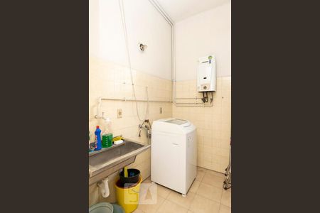 Apartamento à venda com 180m², 3 quartos e sem vaga Apartamento à venda com 180m², 3 quartos e sem vagaÁrea de Serviço