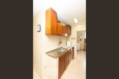 Apartamento à venda com 180m², 3 quartos e sem vaga Apartamento à venda com 180m², 3 quartos e sem vagaCozinha