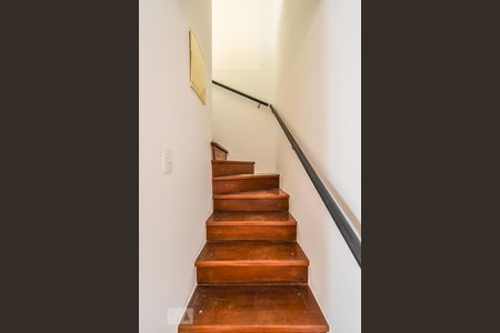 Apartamento para alugar com 44m², 1 quarto e 1 vagaEscada