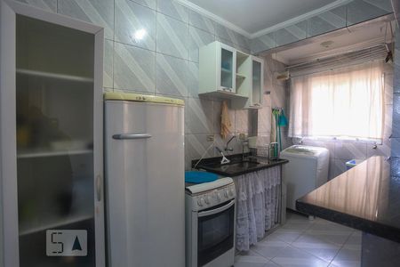 Cozinha de apartamento para alugar com 1 quarto, 40m² em Sumarezinho, São Paulo