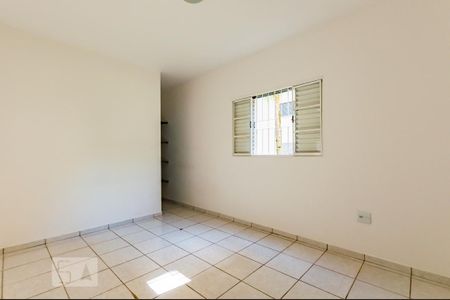 Apartamento para alugar com 83m², 3 quartos e 2 vagas Apartamento para alugar com 83m², 3 quartos e 2 vagasSuíte