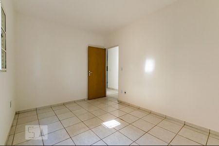 Apartamento para alugar com 83m², 3 quartos e 2 vagas Apartamento para alugar com 83m², 3 quartos e 2 vagasSuíte