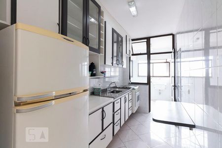 Apartamento à venda com 87m², 3 quartos e 1 vagaCozinha 