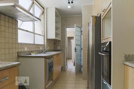 Apartamento à venda com 142m², 3 quartos e 2 vagasCozinha