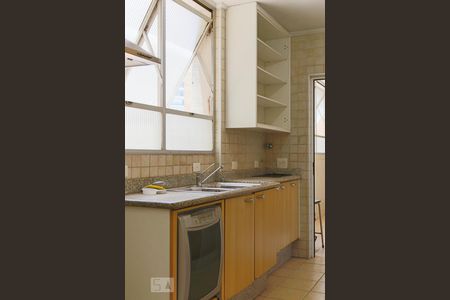 Apartamento à venda com 142m², 3 quartos e 2 vagasCozinha