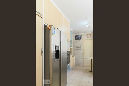 Apartamento à venda com 142m², 3 quartos e 2 vagasCozinha