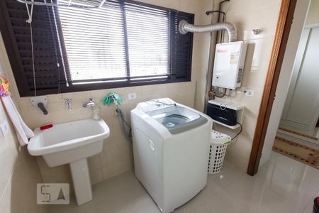 Apartamento para alugar com 120m², 3 quartos e 2 vagas Apartamento para alugar com 120m², 3 quartos e 2 vagasÁrea de Serviço